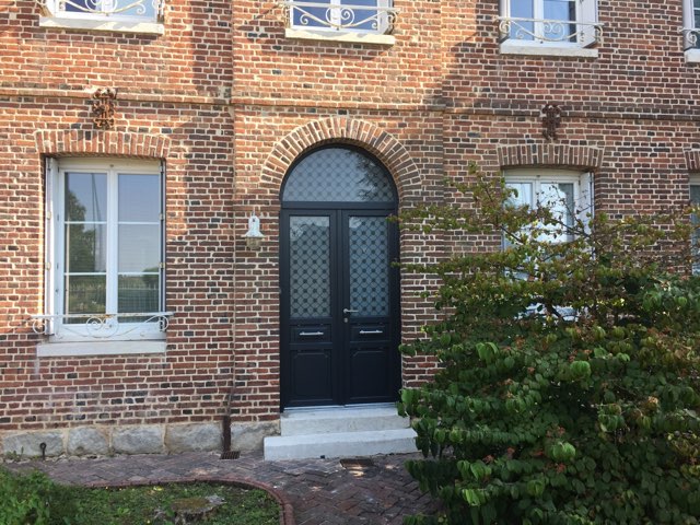 Porte entrée aluminium