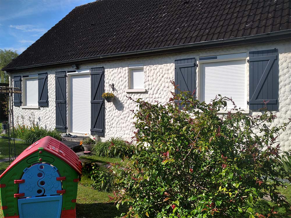 photo maispona vec volets roulants